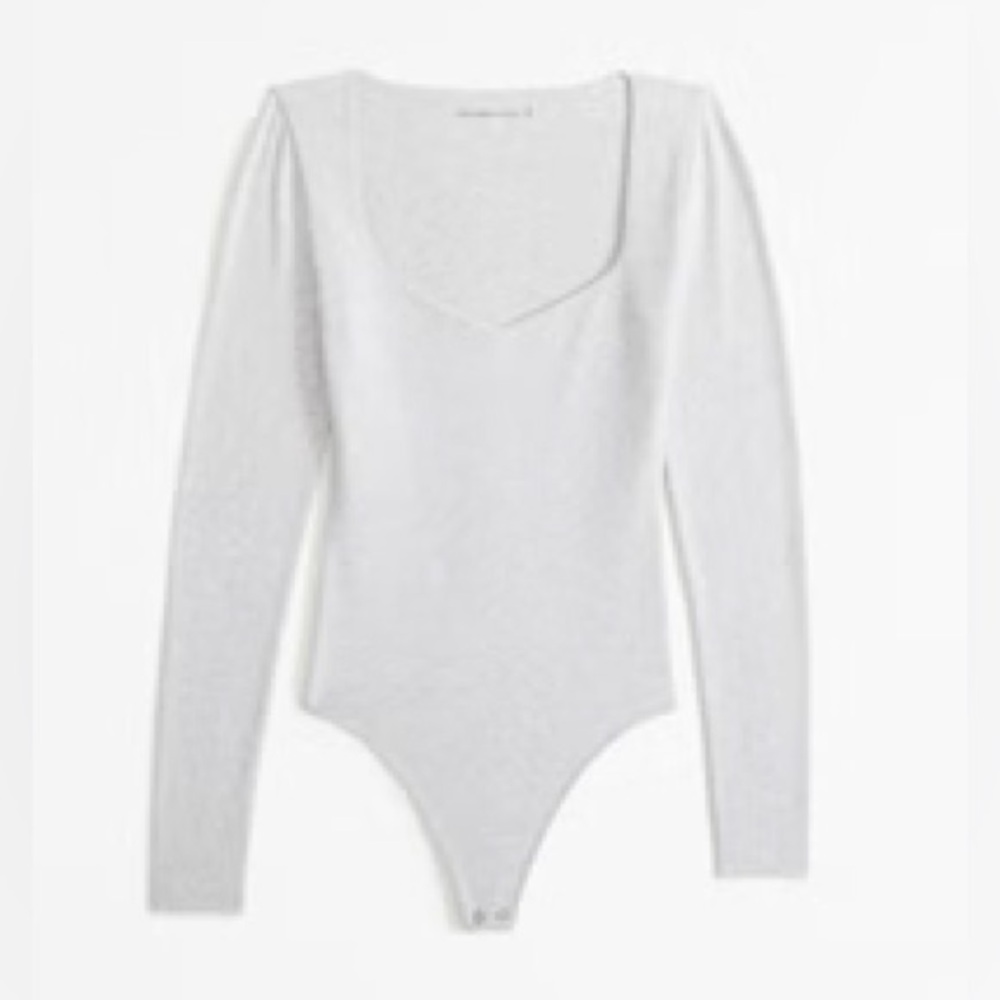 NWT light grey abercrombie long-sleeve sweetheart bodysuit
